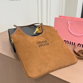 תיק MIU MIU Tote